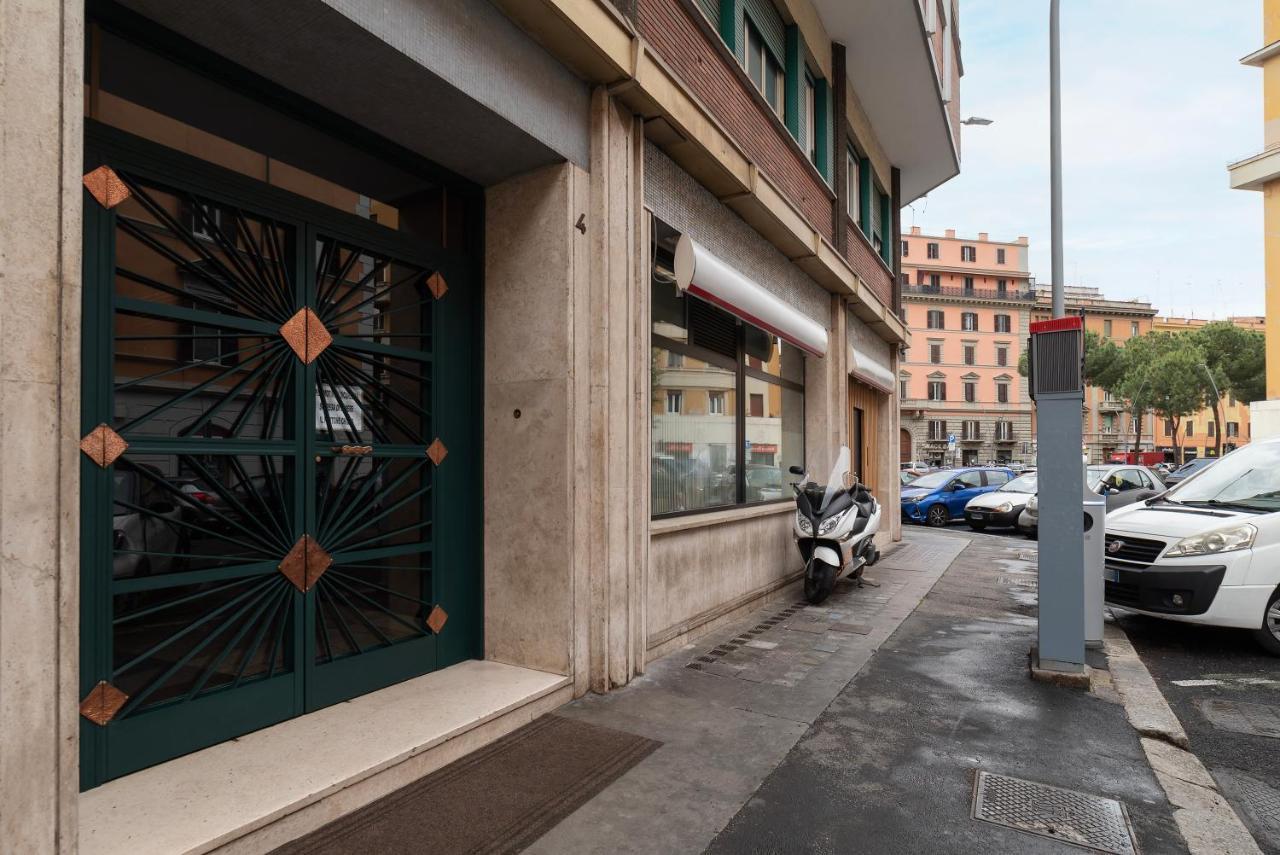 Piazza Re Di Roma Comfy Apartment Esterno foto