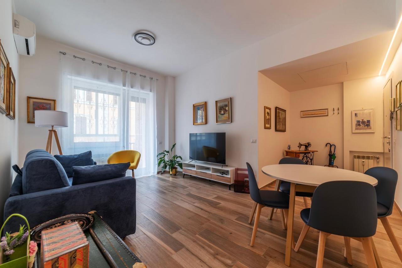 Piazza Re Di Roma Comfy Apartment Esterno foto