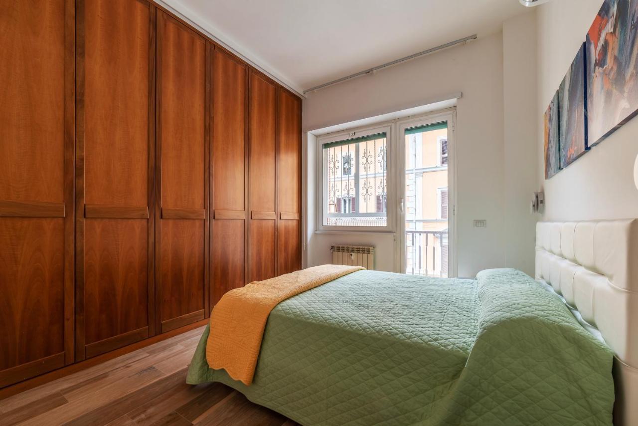 Piazza Re Di Roma Comfy Apartment Esterno foto