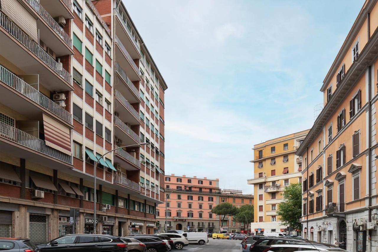 Piazza Re Di Roma Comfy Apartment Esterno foto