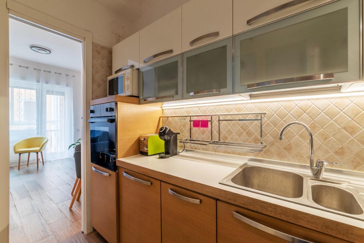 Piazza Re Di Roma Comfy Apartment Esterno foto